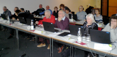 konzentriert bei der Arbeit